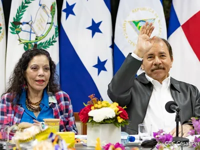Daniel Ortega și soția, Rosario Murillo/Foto: confidential.com