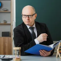 Directorii vor avea salarii mai mari Foto: Freepik.com - rol ilustrativ
