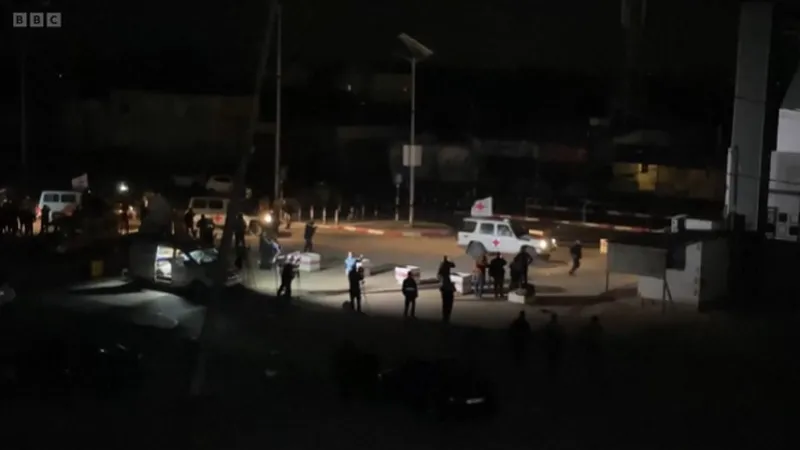 A început eliberarea ostaticilor din mâinile Hamas FOTO: captură BBC