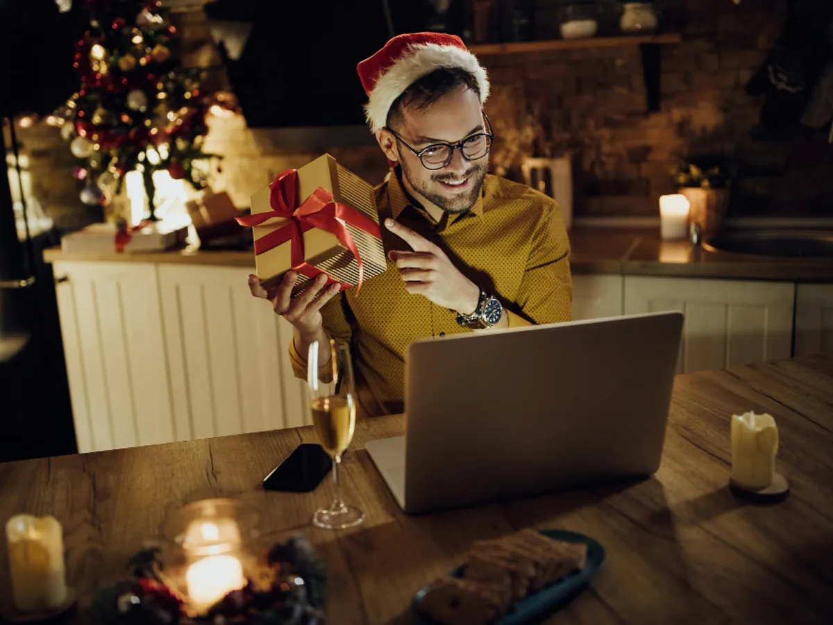 Cum să faci bani de Crăciun? 7.000 de locuri de muncă disponibile în București, în perioada sărbătorilor