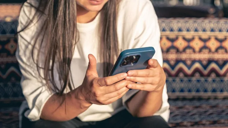 Ce este SMishing-ul și cum acționează atacatorii Foto: Freepik.com - rol ilustrativ
