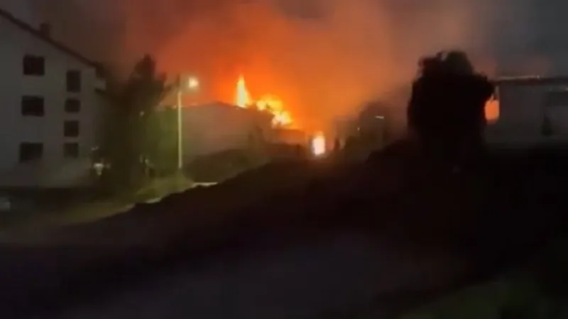 Incendiu devastator într-un club de noapte din Macedonia. 50 de oameni au murit Foto: Captură thestandard.com