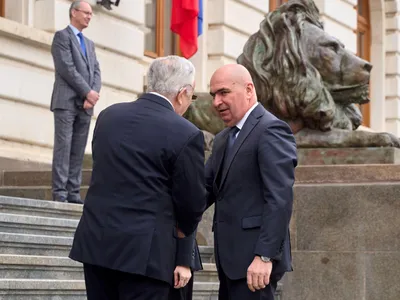 Ilie Bolojan la sediul BNR - Foto: Profimedia Images (rol ilustrativ)