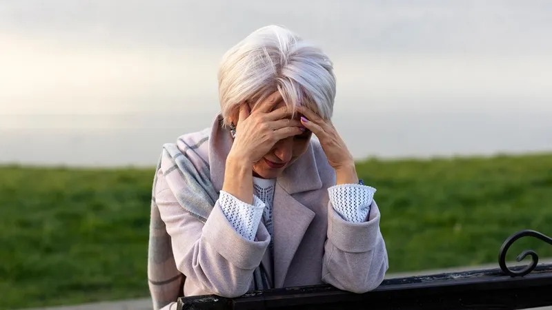 O escrocherie greu de depistat. O pensionară a aflat că are de plătit rate. Cum ar fi semnat actele? - Foto: Freepik (rol ilustrativ)