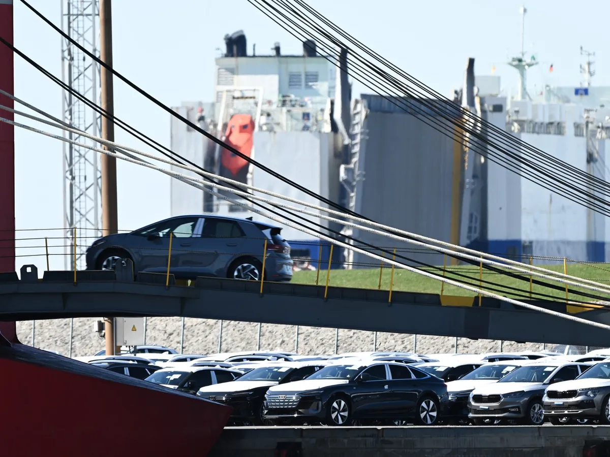 VW, primul constructor care răspunde taxelor lui Trump. A oprit importurile în SUA. Crește prețurile - Foto: Profimedia Images (Imagine cu rol ilustrativ)