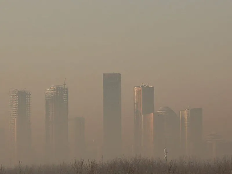 Furtuna de nisip din Beijing a înrăutăţit poluarea provocată de om/FOTO: Getty