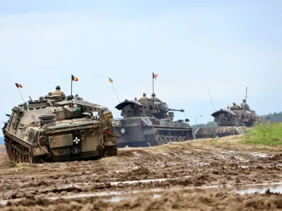 Legea care ar crește pensiile militare, blocată în Parlament. Modificările cerute de CCR, ignorate de un an
