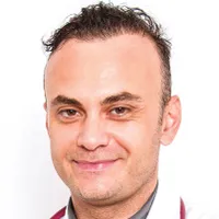 Adrian Marinescu, medic primar la Institutul Național  de Boli Infecțioase „Prof. Dr. Matei Balș“ din București