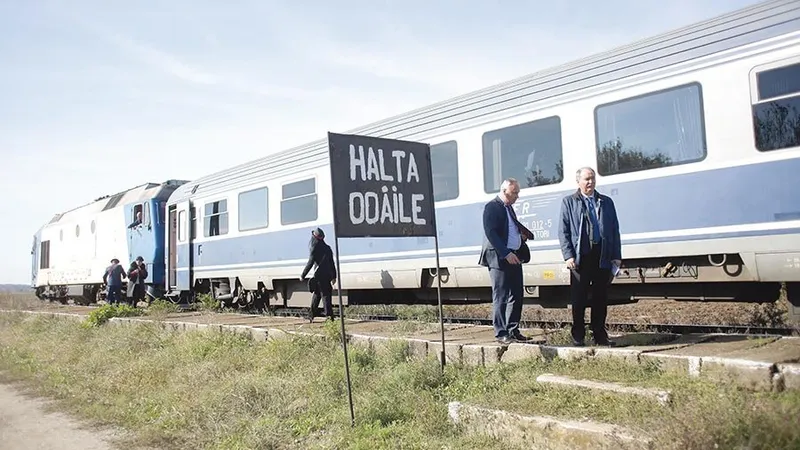 Guvernul avea ca alternativă prelungirea unei linii de tren până la Otopeni. A ratat și acest obiectiv
