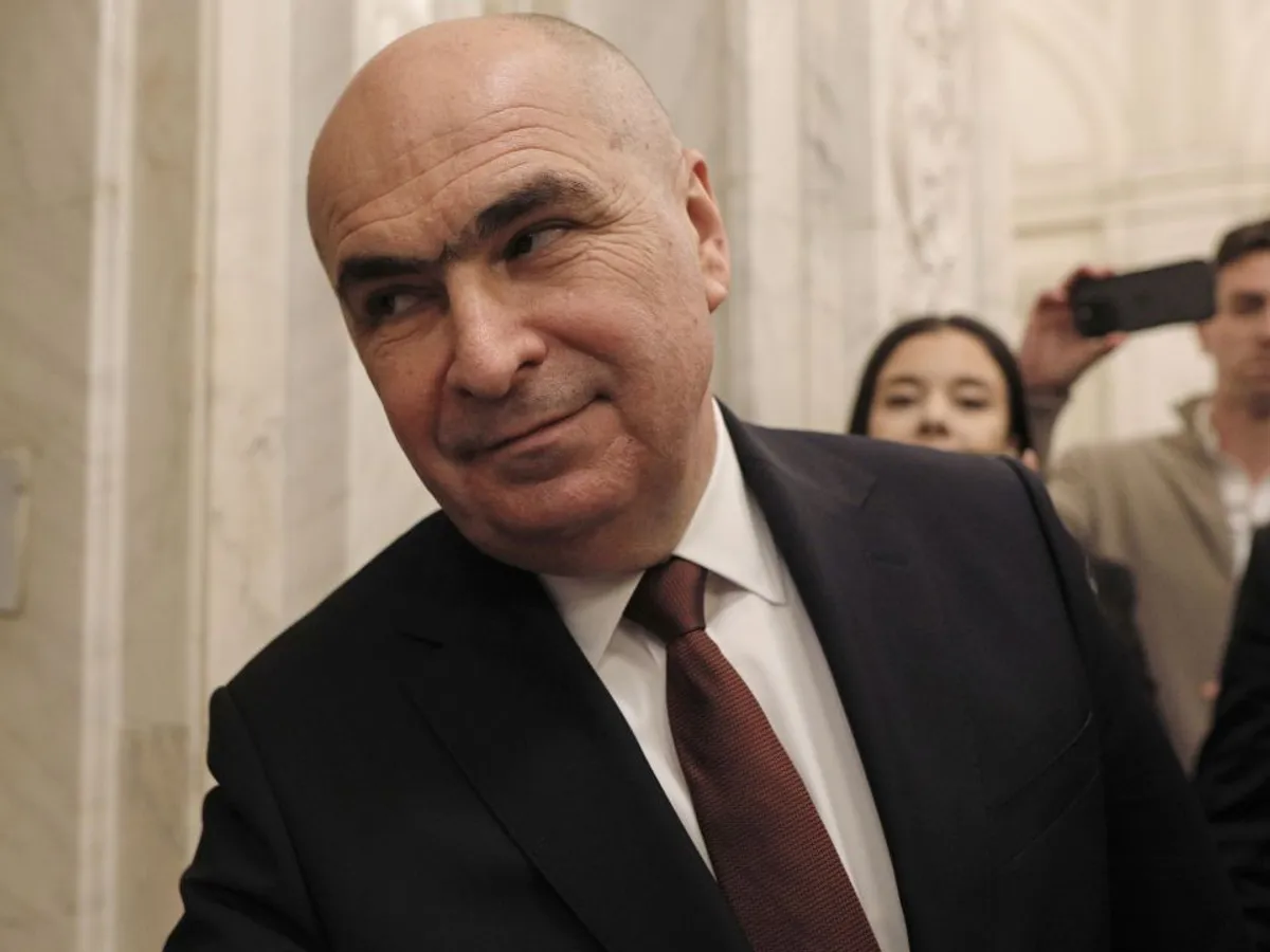 Anunț oficial: România va continua exporturile de benzină fără restricții. Mesajul premierului Ilie Bolojan