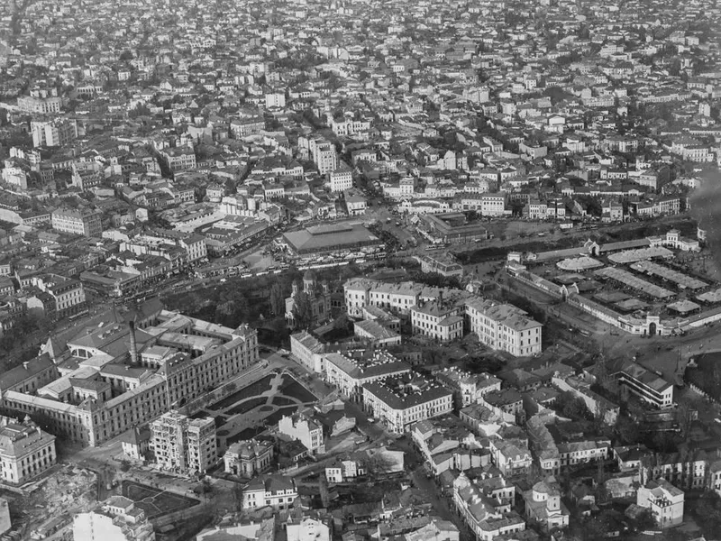 Cum arăta Piața Unirii din Bucuresti în 1930 -Foto: muzeuldefotografie.ro