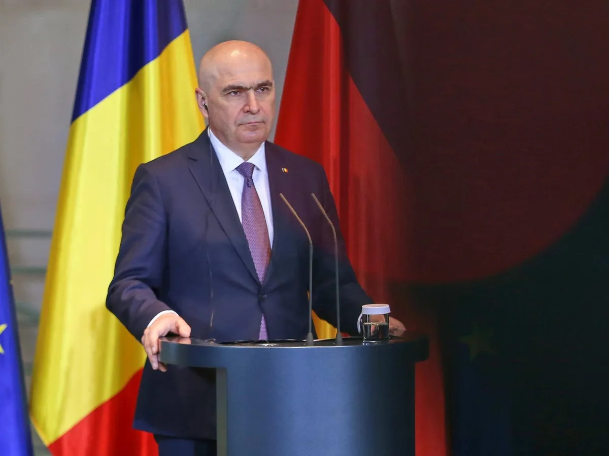 Bolojan începe negocierile pentru guvern minoritar cu USR și UDMR: Miza, salvarea fondurilor din PNRR