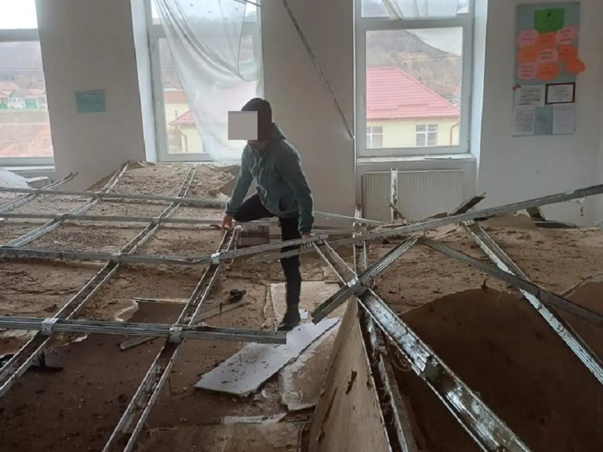 scoala tavan sibiu