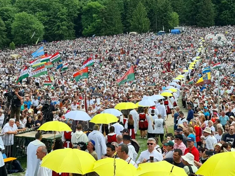 335.000 de persoane, la pelerinajul de Rusalii de la Șumuleu Ciuc - Facebook / Hajdu Gábor