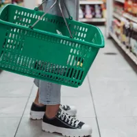 Clienți înșelati la cântar, rugină, în cel mai popular supermarket românesc. 300 magazine afectate - Foto: pexels.com/Kevin Malik - Imagine cu rol ilustrativ