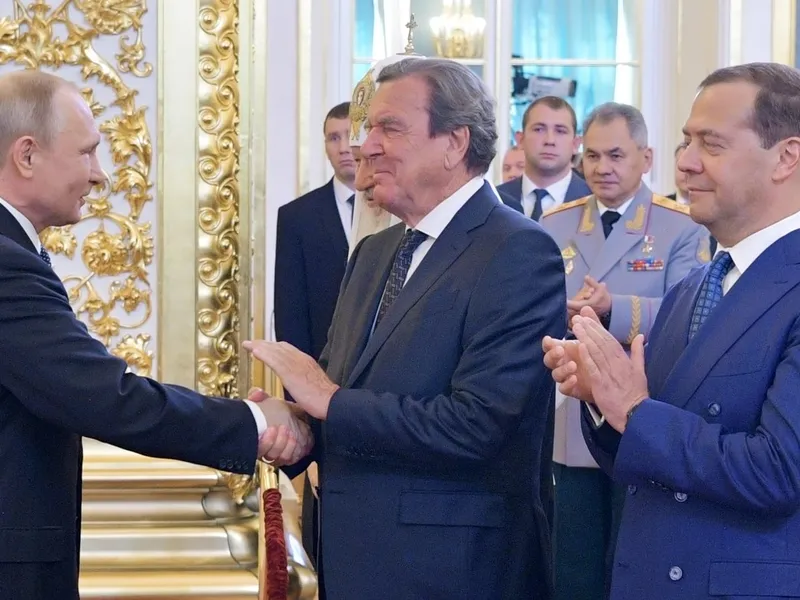 Fostul cancelar german Gerhard Schröder, un apropiat al lui Vladimir Putin. / Foto: Profimedia