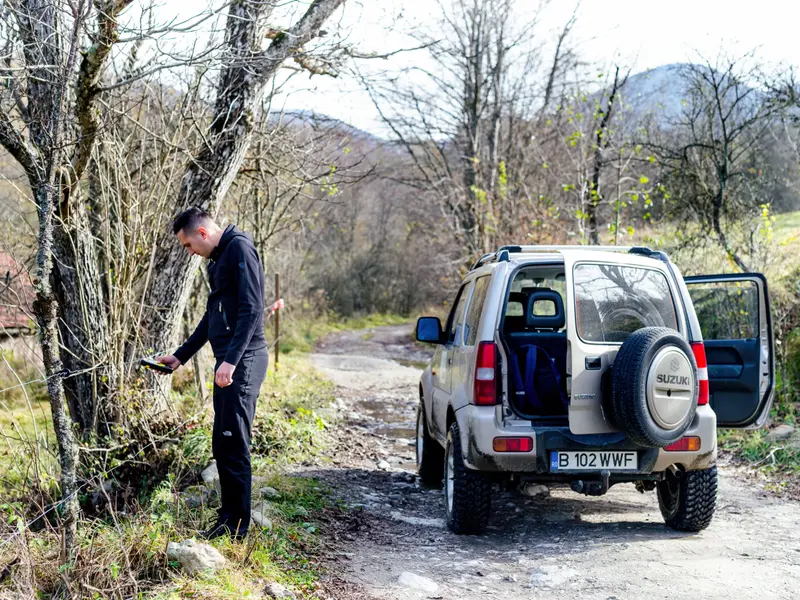 WWF face multe vizite în teren pentru a verifica starea pădurilor/FOTO: wwf.ro