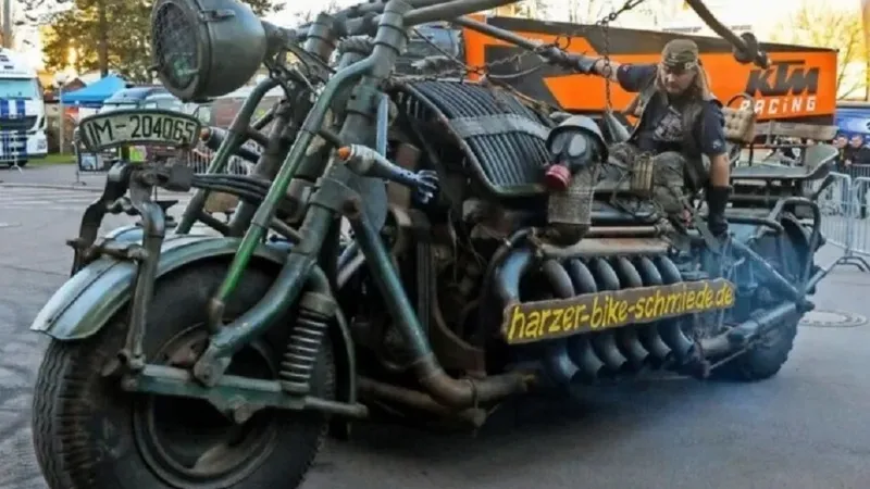 Care este cea mai grea motocicletă din lume - Foto: harzer-bike-schmiede.de