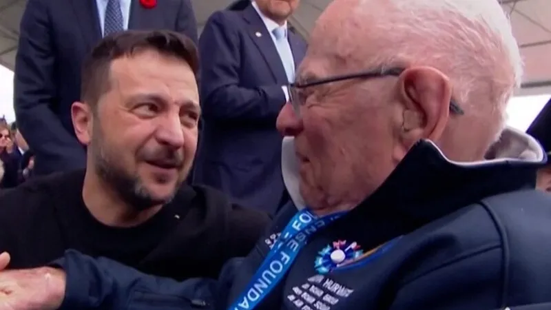 VIDEO Moment emoționant între Zelenski și un veteran american: „Sunteți salvatorul poporului” - Foto: Captură video/ Youtube