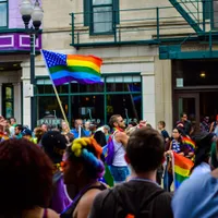 Peste 7% dintre adulții americani se identifică ca făcând parte din comunitatea LGBTQ+/FOTO: Pixabay