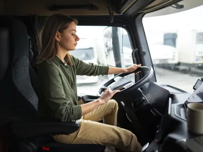 Ministerul Finanțelor vrea să suspende sancțiunile aplicate prin sistemul e-Transport - Foto: Freepik/CC0
