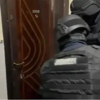 Doi profesori și alte 6 persoane, arestate preventiv pentru trafic de droguri - Foto:  captură video Poliția-DIICOT