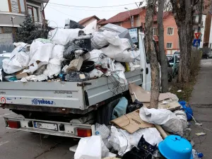 O nouă firmă va aduna gunoiul din sectorul 1. FOTO: Facebook