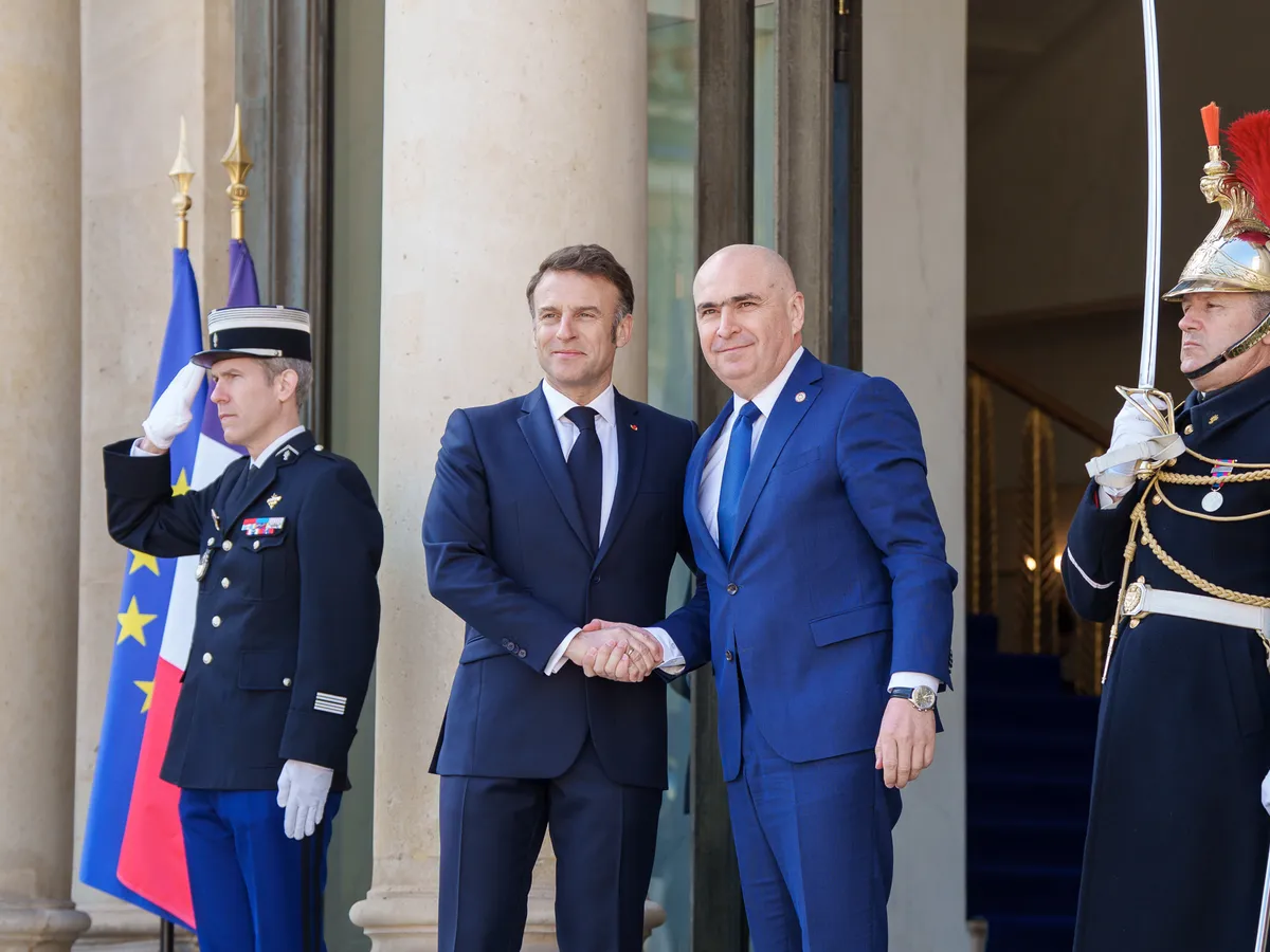 Ilie Bolojan reunește CSAT astăzi. Ce decizie se va lua după întâlnirea cu Macron la Paris foto: Administratia Prezidentiala