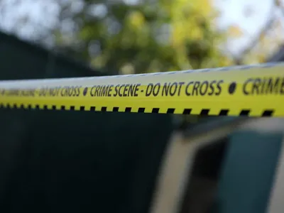 Un bărbat și-a ucis vecinii, gelos pentru că erau fericiți. Cum s-a petrecut totul și ce a făcut? - Foto: Profimedia Images (imagine cu rol ilustrativ)