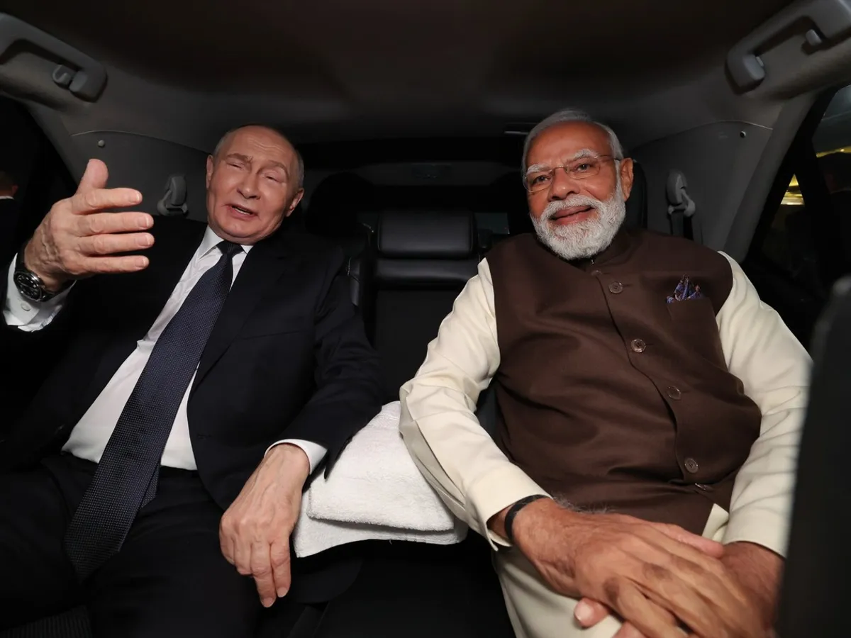 India nu mai cumpără petrol de la Putin. Se conformează sancțiunilor și cumpără din Venezuela