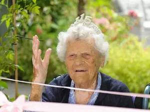 Cea mai în vârstă persoană din lume are 115 ani - Foto: Hallmark Lakeview Luxury Care Home