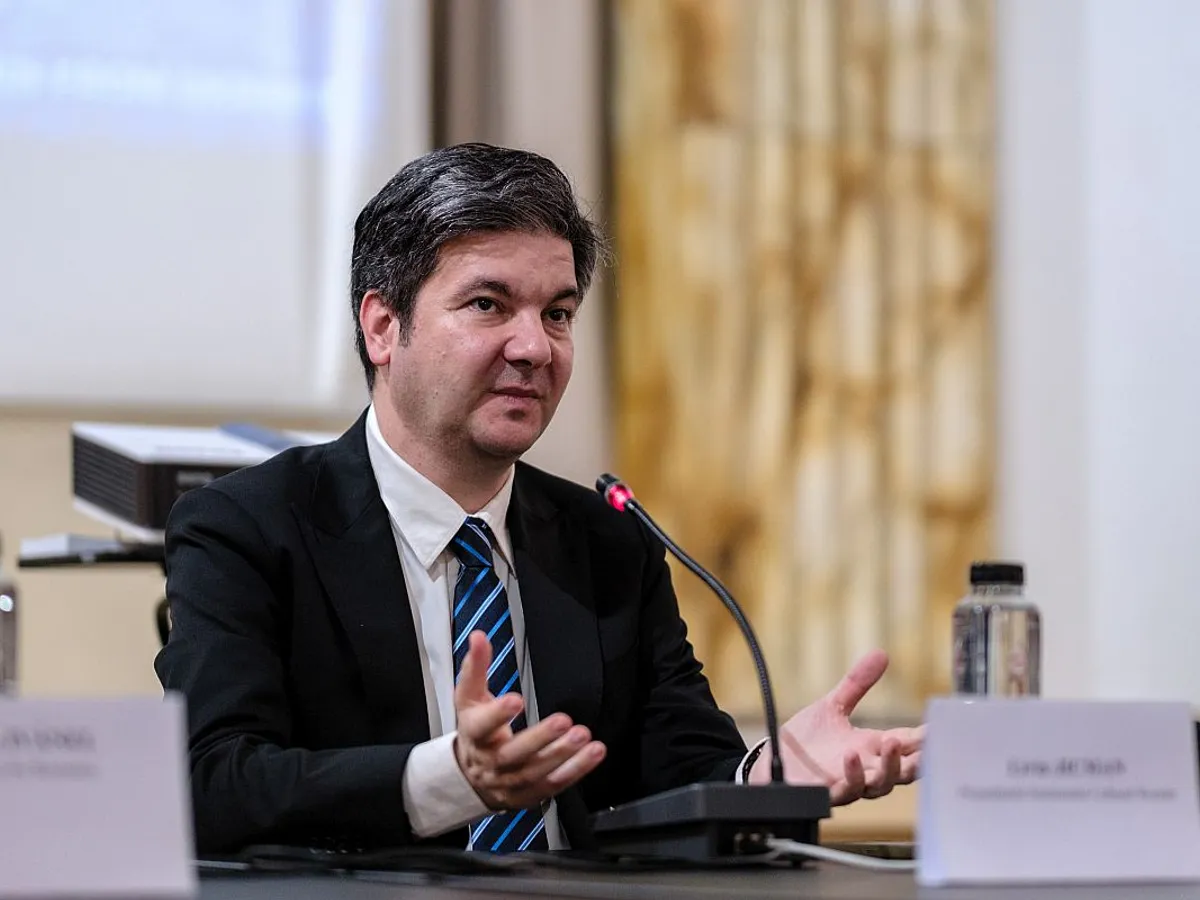 Liviu Jicman, şeful ICR, în conferinţă de presă - Foto: INQUAM PHOTOS/Alexandru Nechez