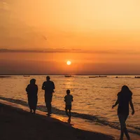 De ce asistenții maternali cu vârsta de 48 de ani nu mai pot îngriji copii orfani? Foto: Pexels (fotografie cu caracter ilustrativ)