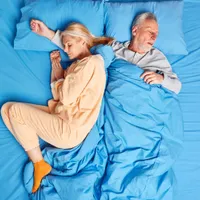 S-a dovedit: Oameni îmbătrânesc cu câțiva ani peste. La ce vârstă se întâmplă și din ce cauză? - Foto: Freepik