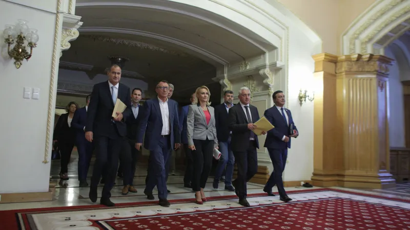 Tabăra „puciștilor” a venit la ședința Comitetului Executiv cu speranță. Foto Inquam Photos/Octav Ganea