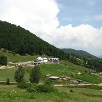 Stareţul Mănăstirii Petrova, acuzat de agresiune sexuală de o refugiată ucraineană de 22 de ani. / Foto: crestinortodox.ro