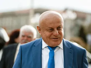 Directorul Romsilva, care a luat 100.000 de euro primă de pensionare, dă în judecată Regia. Teodor Țigan vrea despăgubiri cu dobândă