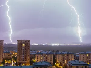 Cod portocaliu de vreme severă în câteva județe din țară. Unde bate furtuna în minutele următoare - Foto: Arhiva (imagine cu rol ilustrativ)