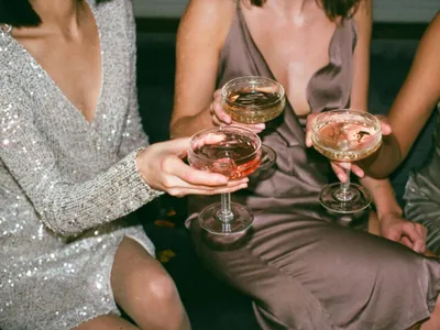 Instituțiile de stat din Iași tratează alcoolismul ca acum 50 de ani - Foto: Pexels/Inga Seliverstova