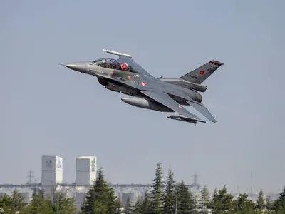 Avion de luptă F 16 - Foto: Profimedia Images (rol ilustrativ)