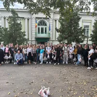 Elevii Liceului Economic de Turism Iași, 17 ani de solidaritate pentru pelerinii Sfintei Parascheva - Foto: Newsweek