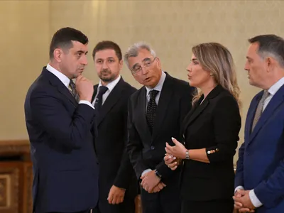 Cine e liderul AUR suspectat că e omul lui Bolojan SURSE