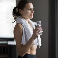 5 metode ca să îți cureți colonul în mod natural, acasă, fără medicamente. Te ajută și să slăbești - Foto: Freepik