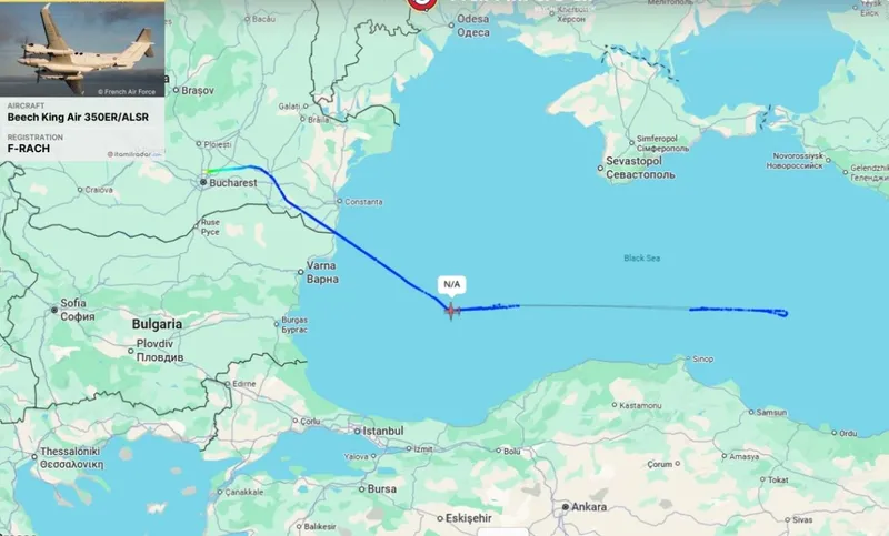 Ruta parcursă de avionul Beech King al Franței în Marea Neagră - Foto: ItaMilRadar