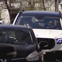 Impozite noi pentru românii care au case și mașini scumpe. Care este suma triplată de guvern? - Foto: Arhiva