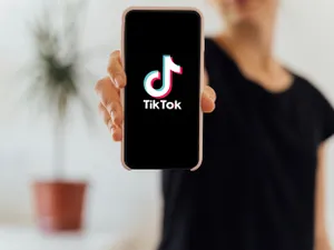 Trump prelungeşte, din nou, funcţionarea TikTok în SUA. Până când poate fi folosită aplicația? - Foto: Profimedia Images (Imagine cu rol ilustrativ)