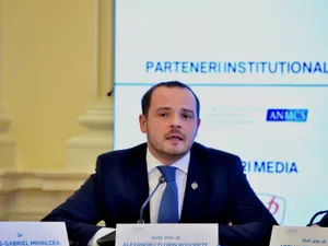 Concedii medicale luate în preajma sărbătorilor legale. Rogobete trimite Corpul de control - Foto: Facebook / Alexandru Rogobete