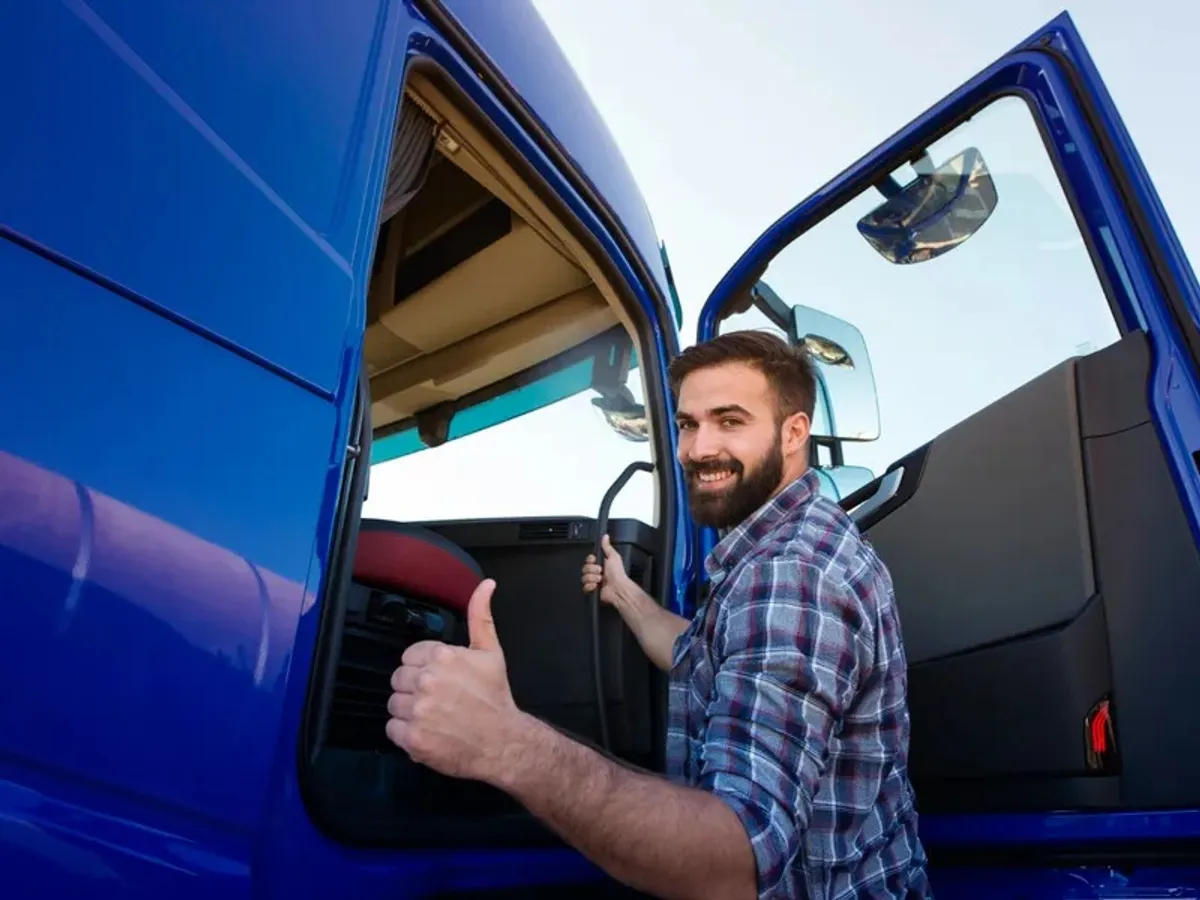 Criza de șoferi de camion: Germania simplifică regulile pentru a atrage câți mai mulți, inclusiv din România