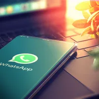 WhatsApp introduce o funcție nouă care te scapă de situațiile jenante. Cum funcționează? - Foto: Profimedia images