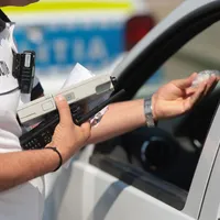 Ce se întâmplă cu polițistul care își anunța prietenii unde sunt amplasate radarele și filtrele - imagine cu caracter ilustrativ Foto: INQUAM Photos/George Călin